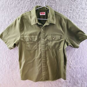 Wrangler Men’s Short Sleeve Button‑Down Shirt Olive Green Medium Casual Western